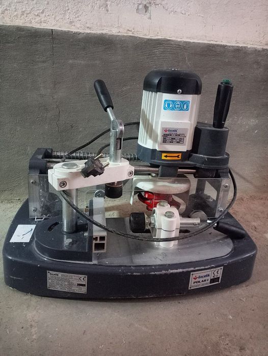 Akfa stanok oʻrta qayt freza sotladi