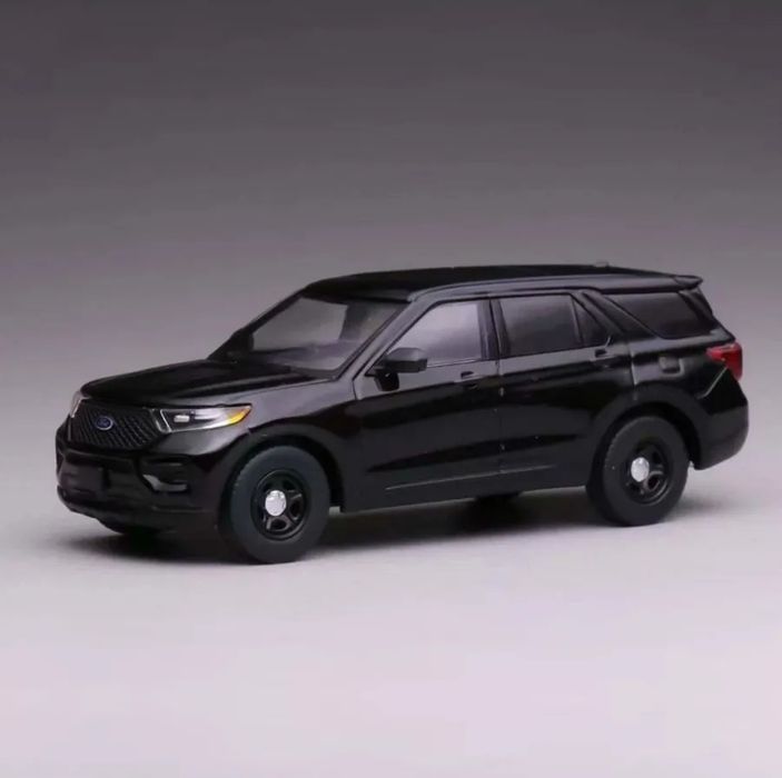 Модель Ford Explorer police interceptor в масштабе 1:64