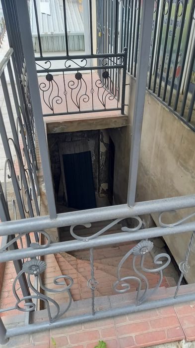 Сдаётся в аренду подвал 70кв в центре