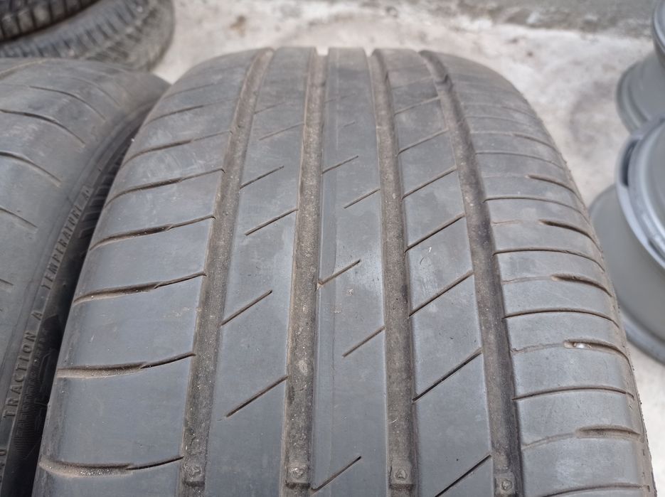 4бр 215/50 17 Goodyear Летни гуми -Внос от Австрия