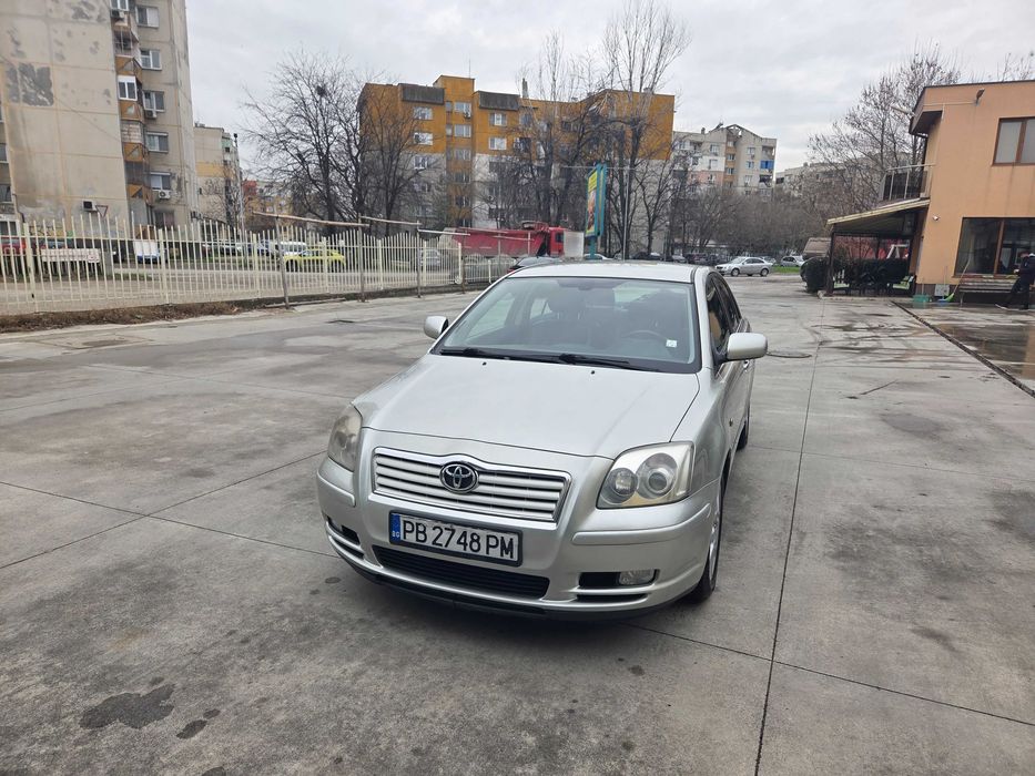 Продава Toyota Avensis