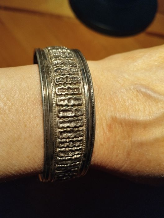 Серебряный браслет антика