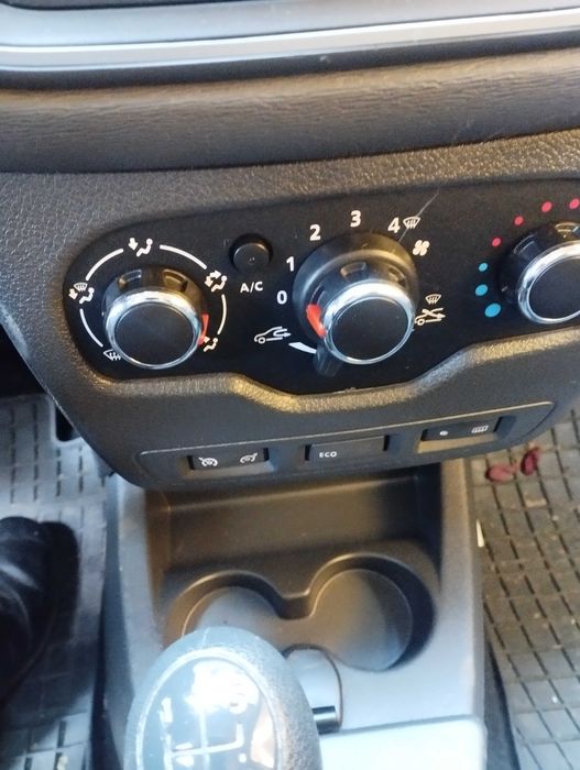 Дачия лоджи за части