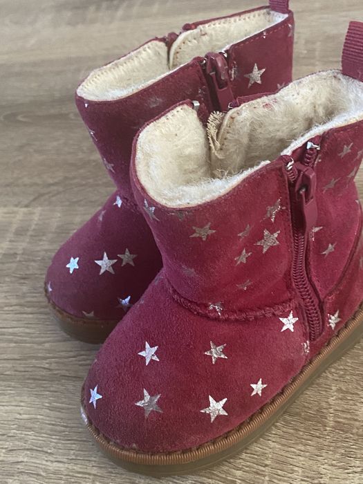 Продам детские сапоги