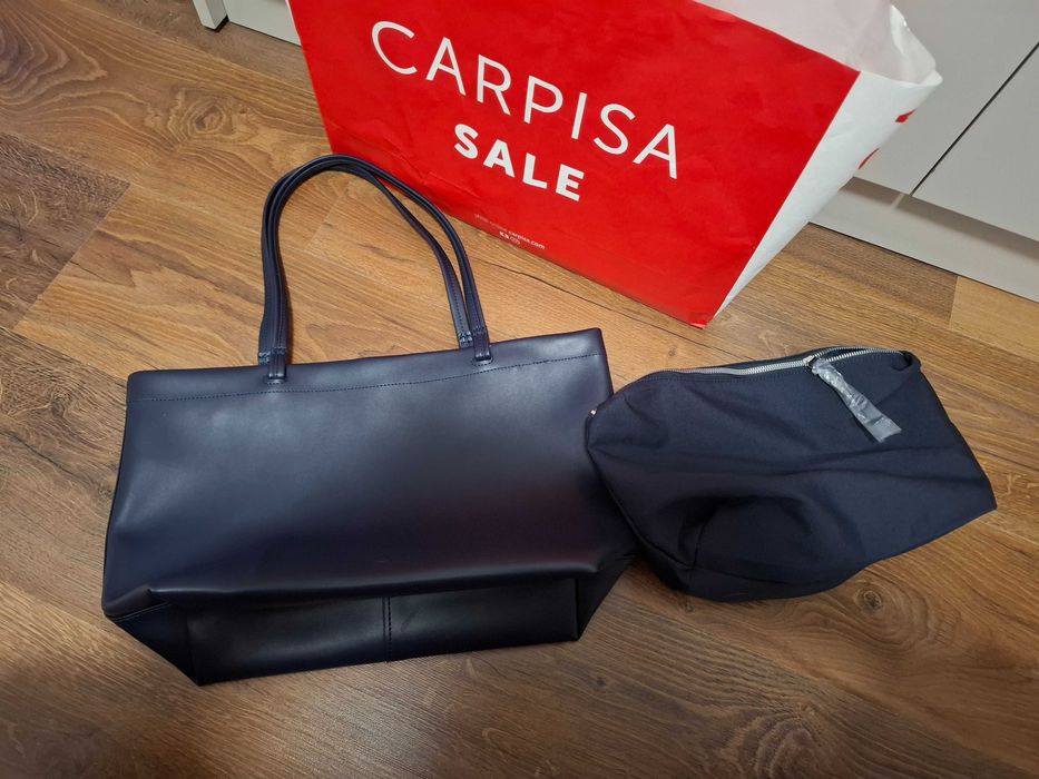 Posetă nouă Caprisa