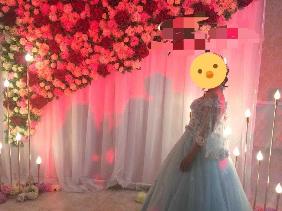 Вечерние платья.