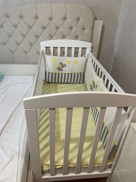 Patut si saltea din lemn masiv cu laterala culisabila 120 x 60 cm