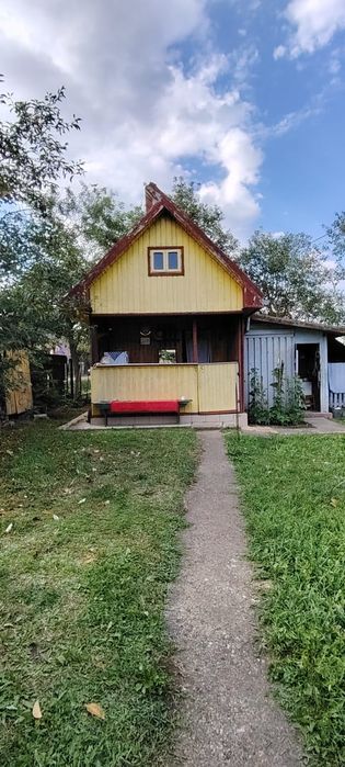 Vând casa in sat Fodora