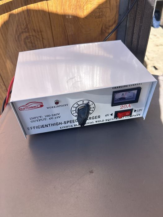 Продам новый запядчик аккумлятора