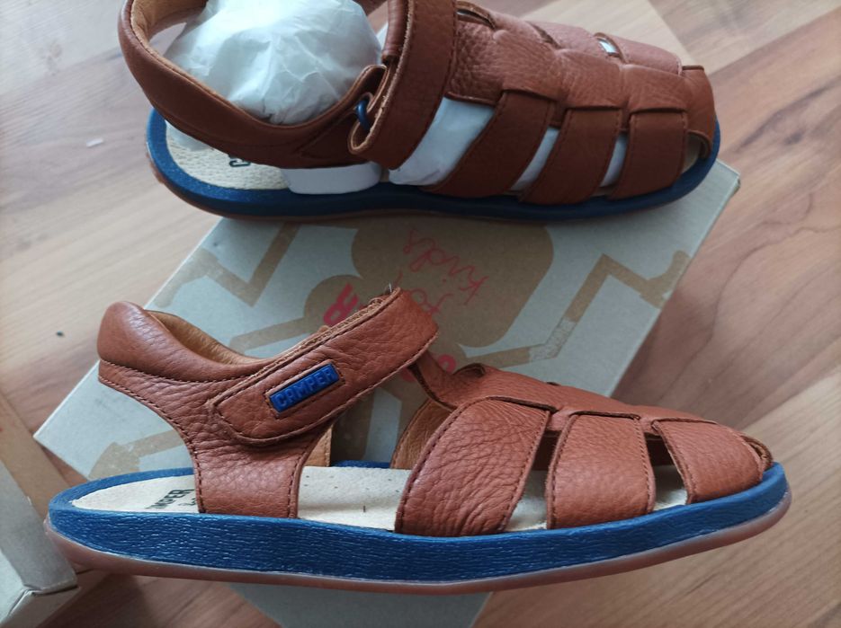 CAMPER/  Reebok 34/35 нови сандали
