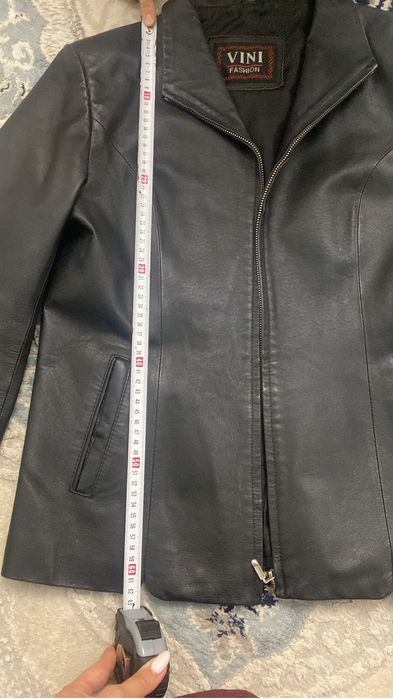 Кожаная куртка продам