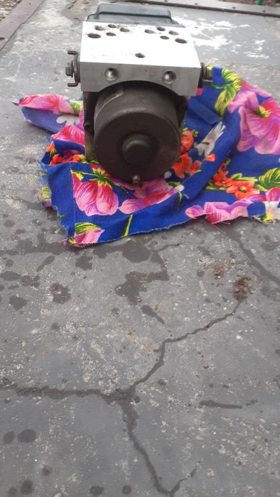 Продам блок АБС на ниссан