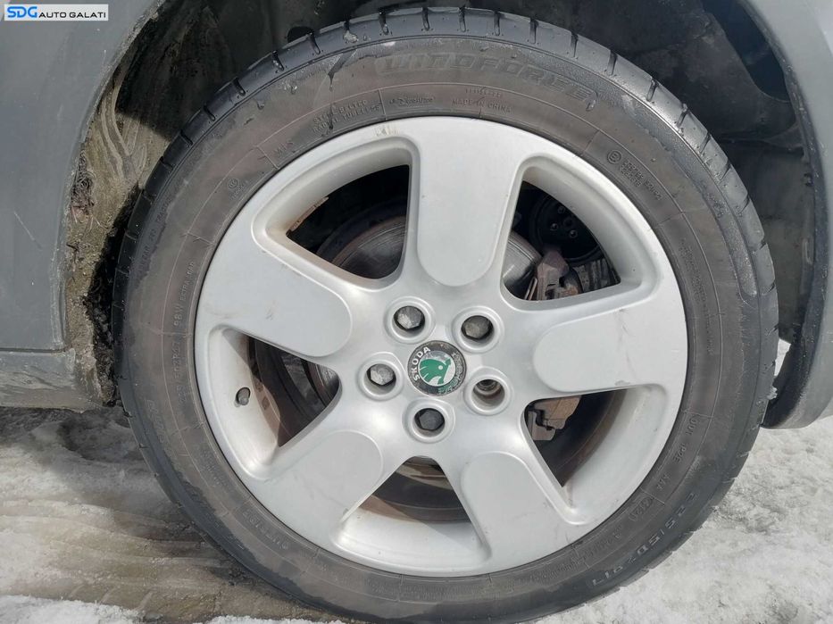 Set 4 Jante Roti Aliaj PROTEUS 225 50 17 R17 5x112 Skoda Octavia 2 2004 - 2013 Cod 1Z0601025N