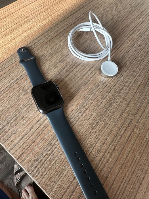 Apple Watch seria 7, 45mm, stainless steel GPS + celular
