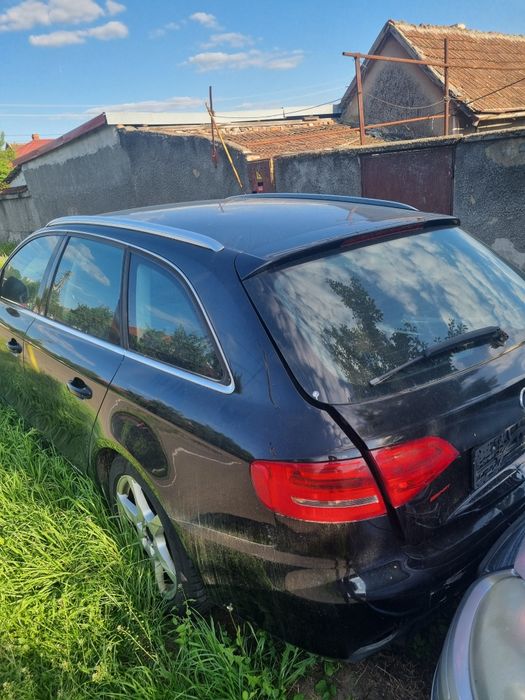 piese audi B8 an 2009