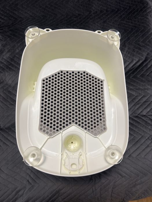 Нехлъзгащо се бебешко столче за къпане