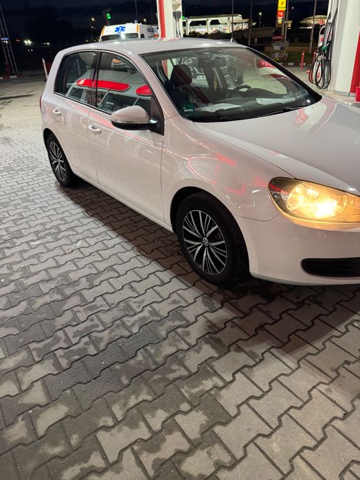 Vând Volkswagen Golf 6