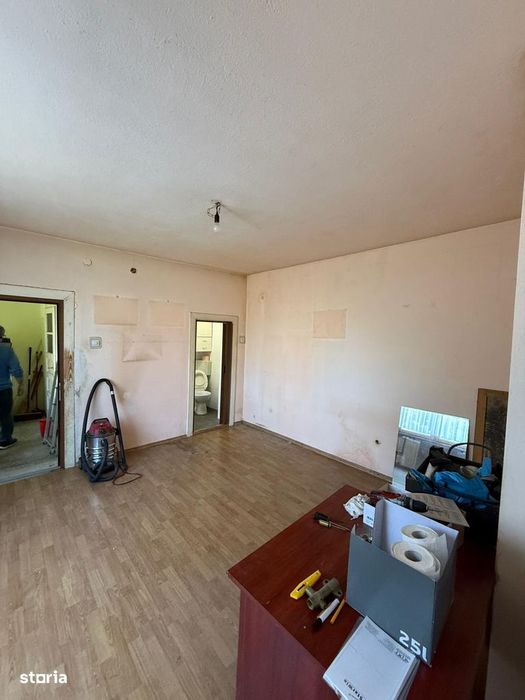 Casă + curte în centrul localității Şura Mică- direct de la proprietar