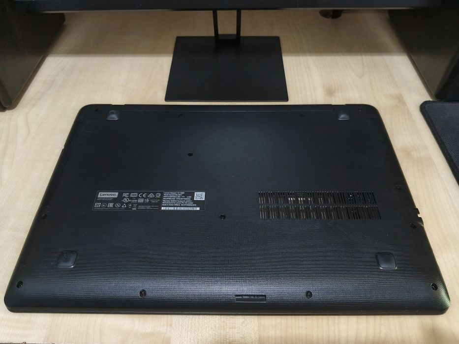 LENOVO IdeaPad 110 15,6" HD/Celeron N3060/ 2GB DDR3L/ 500GB HDD/DVD-RW