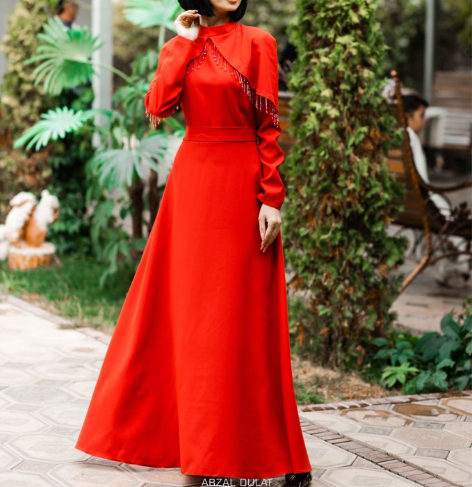 Продаю платье вечернее