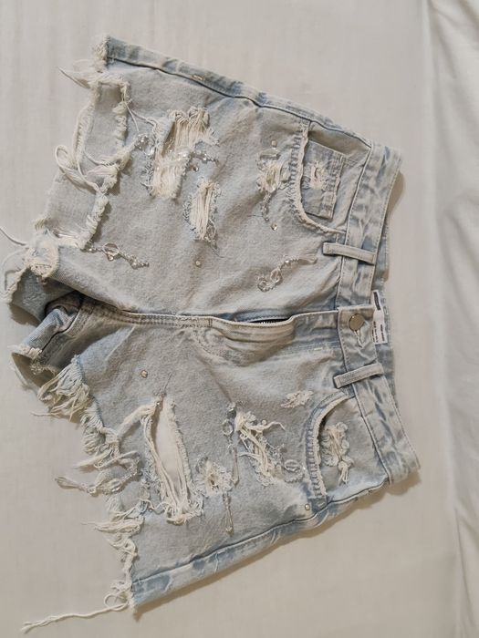 Pantaloni scurti Bershka