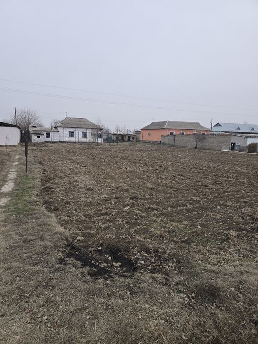 Srochna uy sotiladi sirdaryo tumanida