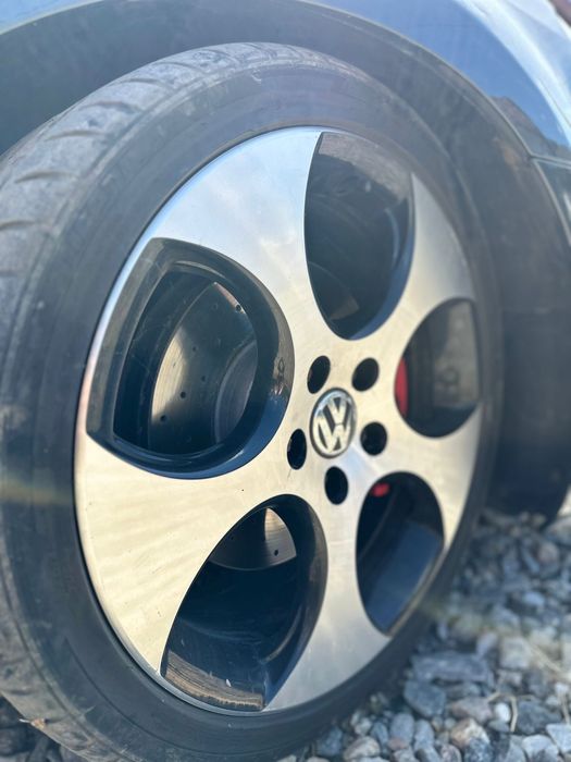 Golf 6 gti an 2010 ,330 de cai