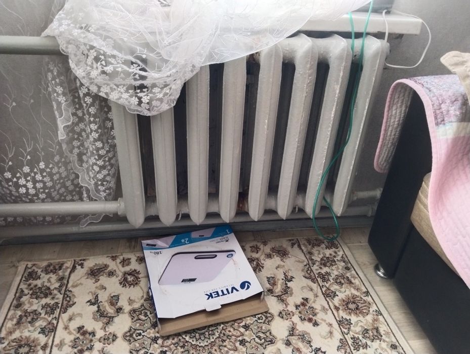 Продам чугунные батареий