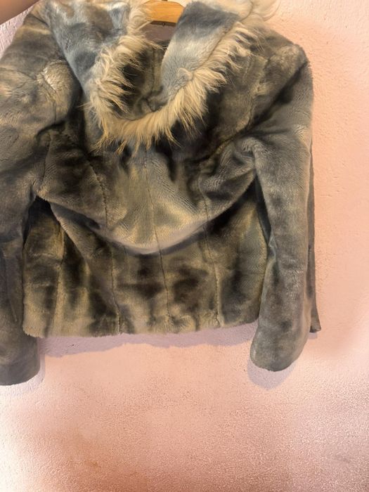 Двечки палта в сиво и кафяво