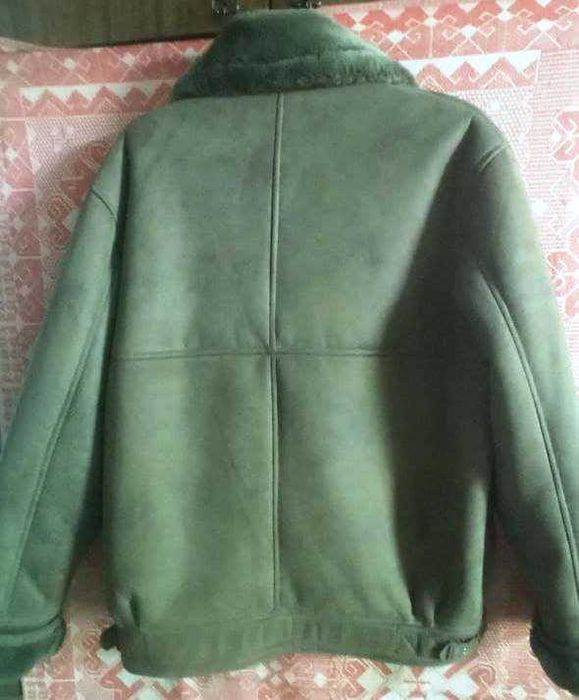 Продам куртку (искусственный нубук)