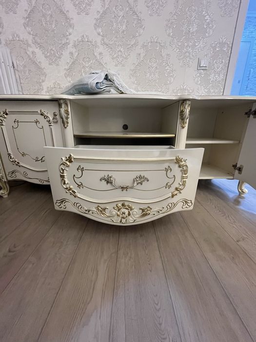 ТВ тумба напольная