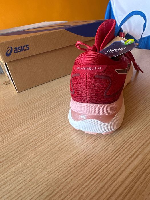 Дамски маратонки Asics Gel-nimbus 24