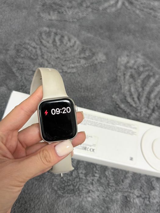 Apple Watch 8 series 45mm