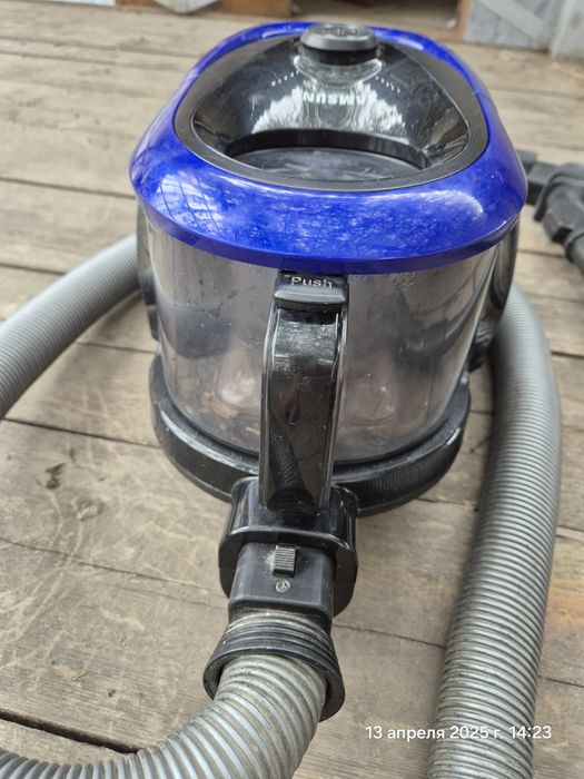 Пылесос SAMSUNG sc18M21A0SB