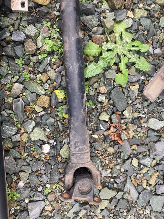 Кардан преден заден бмв е83 х3 bmw x3 3.0sd