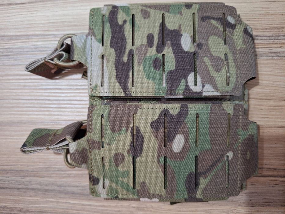 Port încărcător dublu camuflaj