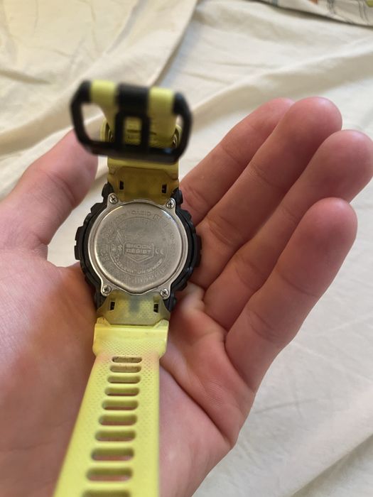 Часовник G-shock