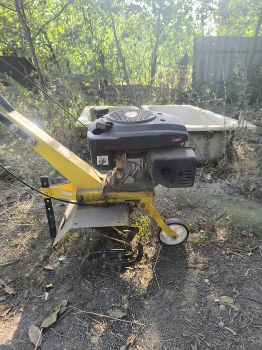 Мотокультиватор б/у.