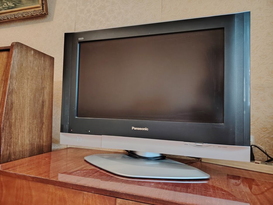 Телевизор Panasonic
