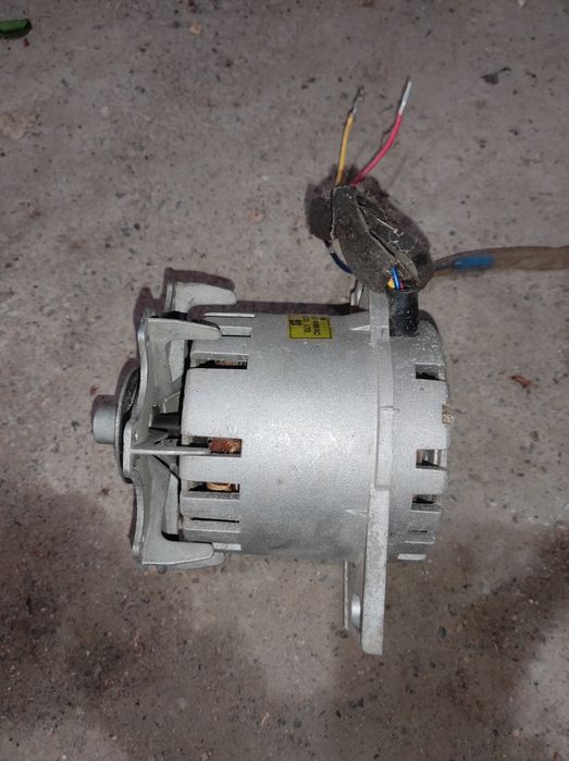 Двигатель от стиральной машины