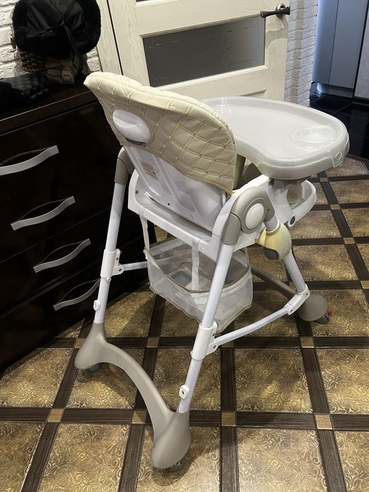 Детский стул для кормления