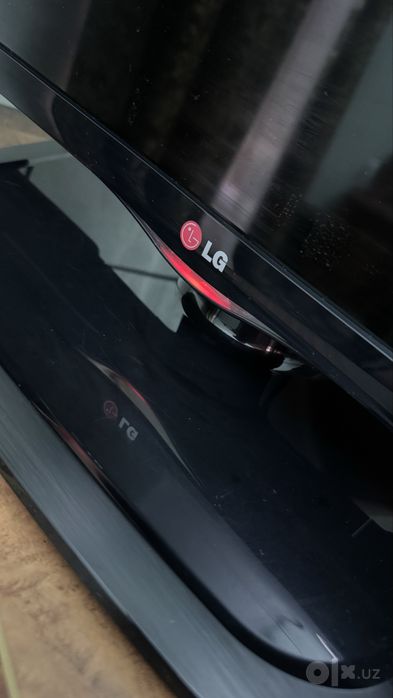 Продам телевизор LG 43