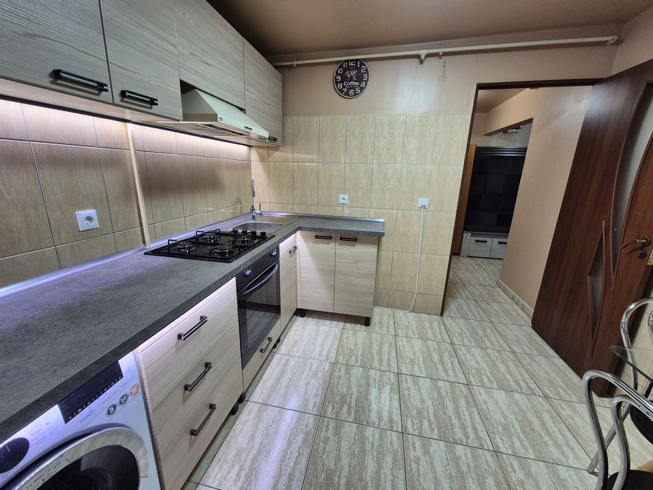 Apartament de închiriat