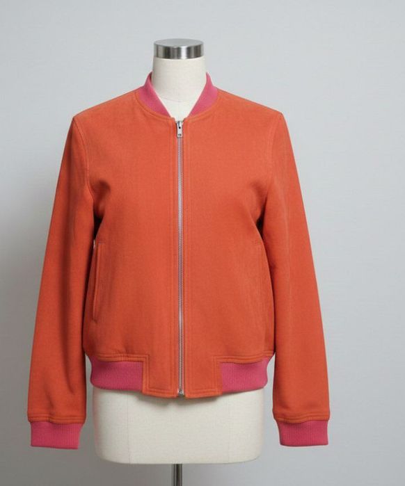 Ayollar uchun baxorgi svited