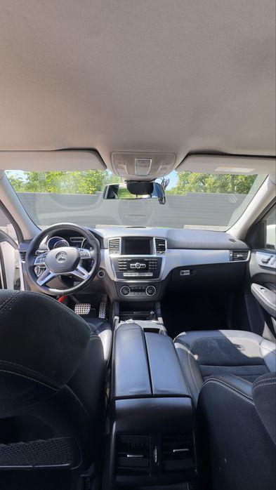 Mercedes-Benz ML250