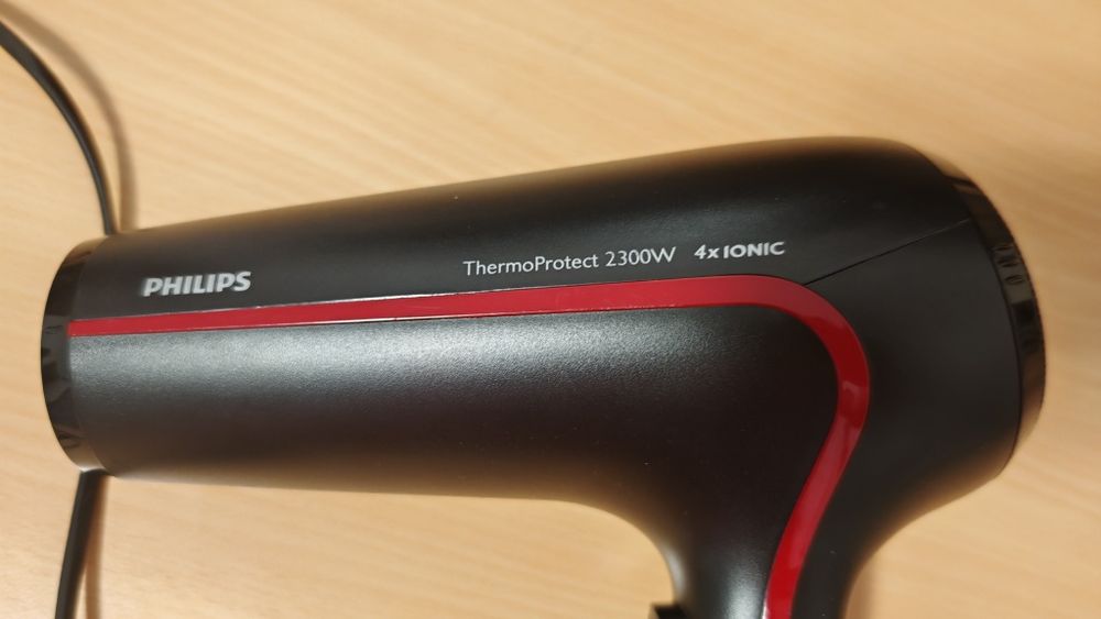 Uscator de par Philips HP8238/00, 2300W, tehnologie Thermo Protect,