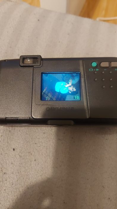 Винтидж фотоапарат Camedia C 400 L