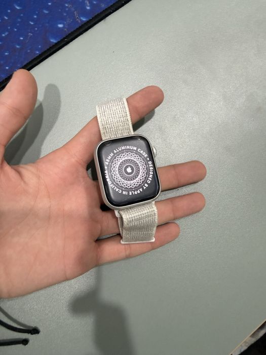 Продам Apple Watch 8 45mm срочно!