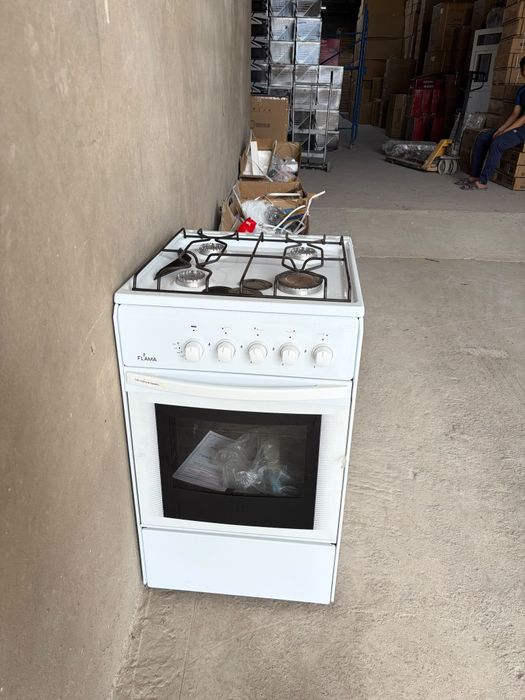 Газовый плита с духовкой