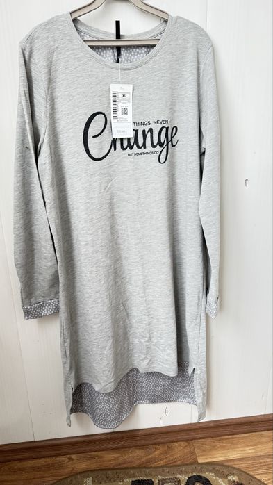 Женские платья , тунику